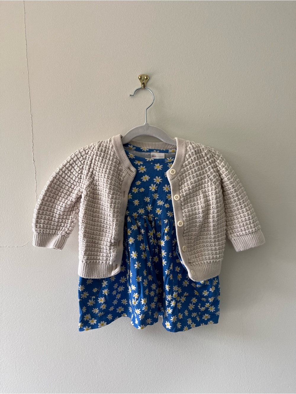 Hanna Andersson | White Sweater and Daisy Dress Set | 18-24 months